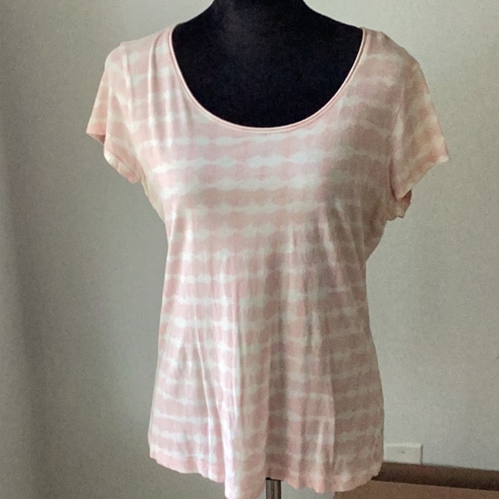 Ann Taylor Loft tee